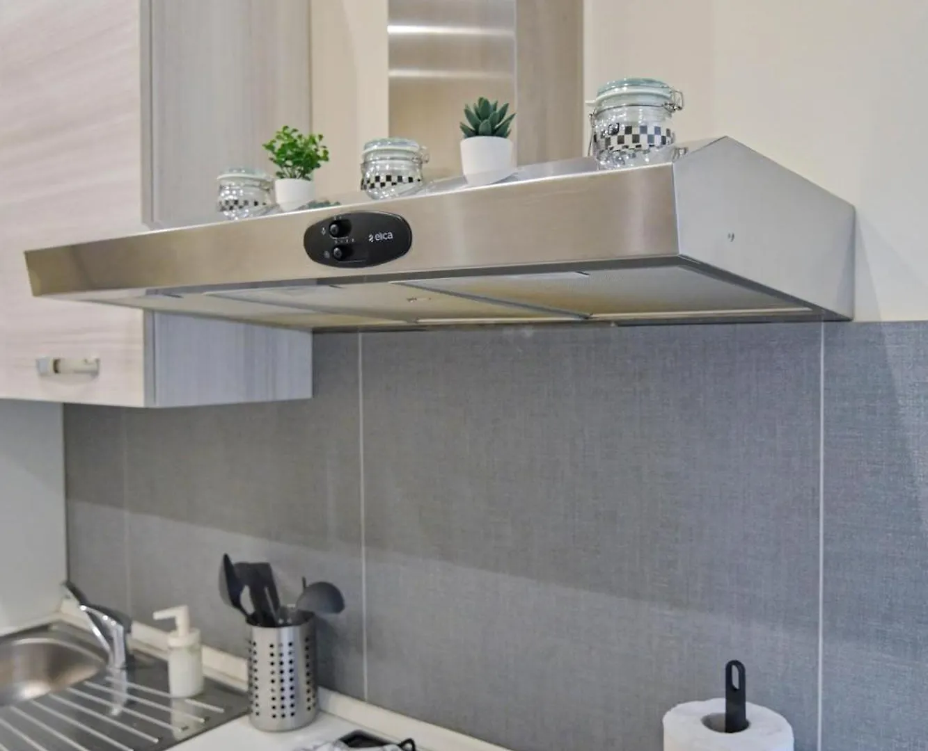Cozy Central Residence Napoli 0*, ナポリ