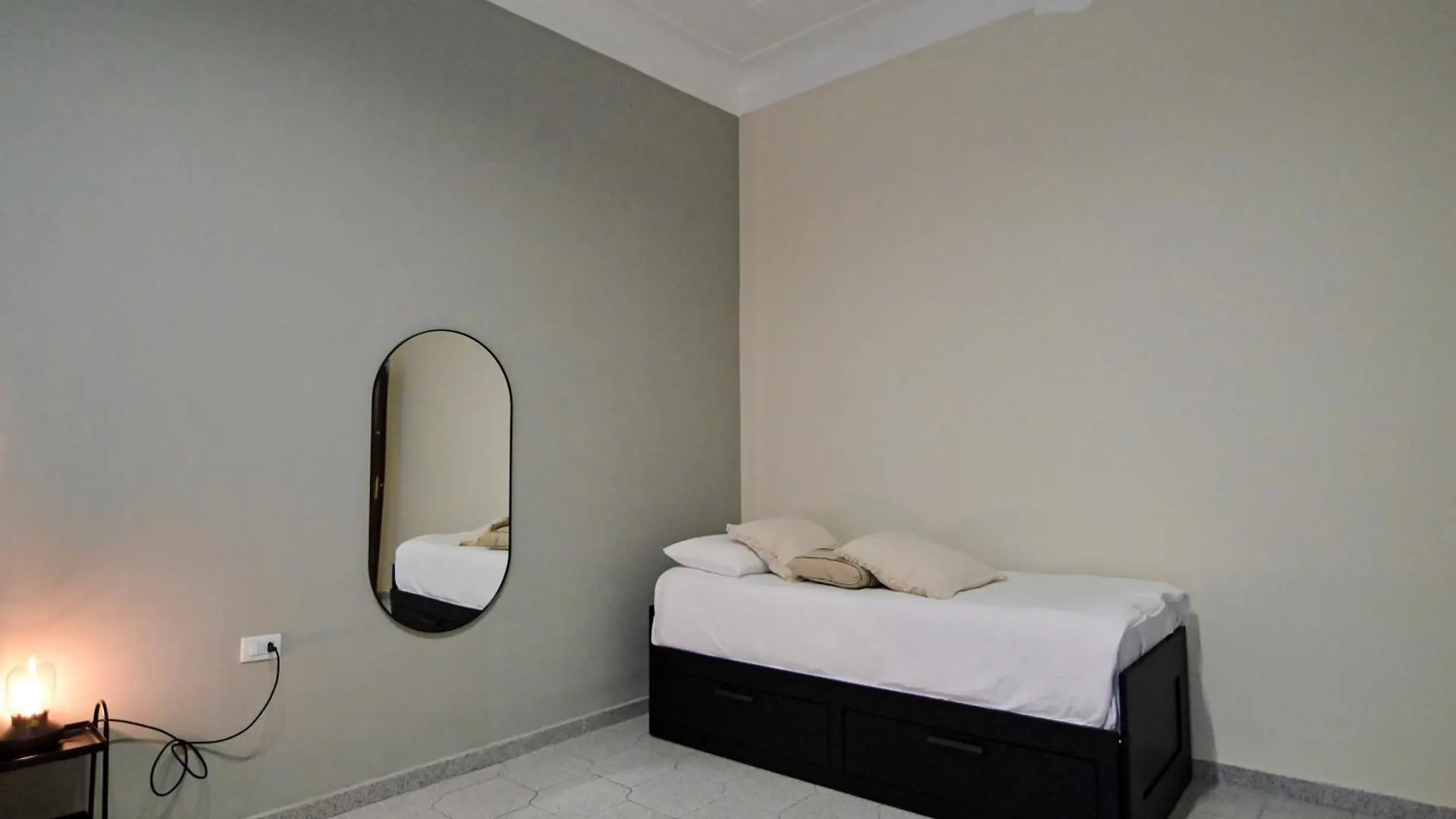 アパート Cozy Central Residence Napoli イタリア